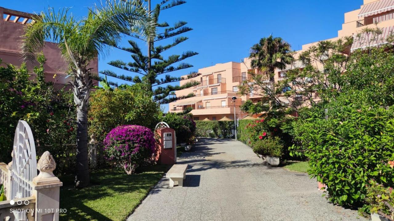 Salobrena - Primera Linea De Playa Junto Al Paseo Maritimo Exteriör bild